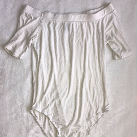 off-shoulder bodysuit - Picture 1 of 3